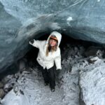 Jessica Thivenin Instagram - ICE WORLD ❄️🇮🇸 📍Katla ice cave 📍Skaftafell (Falljökull glacier) 📍Diamond Beach Iceland