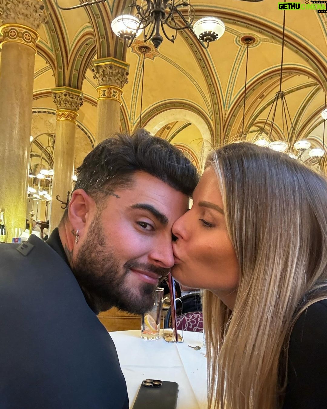 Jessica Thivenin Instagram - V I E N N A 🇦🇹♥️ Vienna, Austria