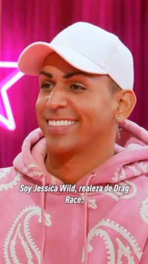 Jessica Wild Instagram - When I received the invitation to AS8, the truth is I was going to say no. After my participation as a lip sync assassin in AS6, I felt that I had closed a cycle in my life. After waiting so many years for the invitation, my desire to return had died. In addition, drag has evolved too much and I let myself be overcome with fear. I preferred to stay in my comfort zone. Then, I remembered everything that I have struggled with in life, what it has cost me to get to where I am and be who I am. I recovered my courage! With the support of my friends and loved ones, even when I do not believe in myself, they always do. Never allow your fears to keep you away from your goals. Always go for the gold!!! #selflove #rupaulsdragrace #allstars8 #courage #paranountplus