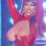 Jessica Wild Instagram - I'M A WINNER BABY!!! 🙌🏽💪🏽🇵🇷🥹 What and amazing Lipsync battle with my sister and Canada's Versus the World Winner @therajahoharashow My coconuts you can put'em in your mouth😛🥥🥥 Cristina Ortiz aka LA VENENO It was one of my snatch game options but when I won the challenge and I found out that the song was coconuts, I had to transform into LA VENENO and earn those 30 thousand dollars just as if I were in the western park in Madrid,Spain Thank u @eddesign19 for this amazing outfit! Also thank u my sister @yarasofiapr for lending me your Coconuts🤣🤣🤣Jiggle Jiggle!!! 💇‍♀️Wig by @kaleenamarkos #laveneno #paramountplus #lipsync #coconuts #rupaulsdragrace #allstars8 #españa🇪🇸 #madrid