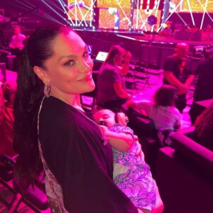 Jessie J Instagram - LOML