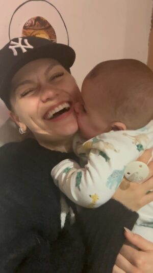 Jessie J Instagram - 🍝 and him ♾️