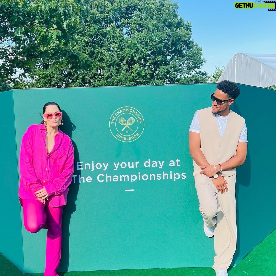Jessie J Instagram - 👩🏻🧑🏾🦱 + 🎾 + 💦 = 🔋 Wimbledon Tennis Center Court