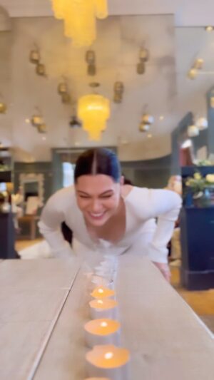 Jessie J Instagram - 🐈 🕳️

😭😂😭😂😭