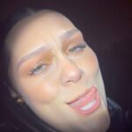 Jessie J Instagram - The only thing the Tyla Water challenge has done for me is confirmed how stiff my lower back is 🔒 The Grinch's Cave
