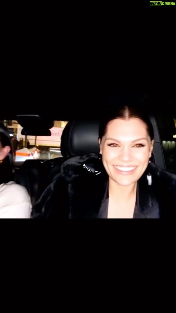Jessie J Instagram - Going through old videos and just found this. Not me telling a real story that happened in Paris years ago after a show, but telling it pretending to be my Dad. 😂 Wish I could live this night over again. Great night even better company. My friends really do have the best laughs. 🤣 Man I miss making you laugh and laughing with you @jamaledwards 💙🫂 London, United Kingdom
