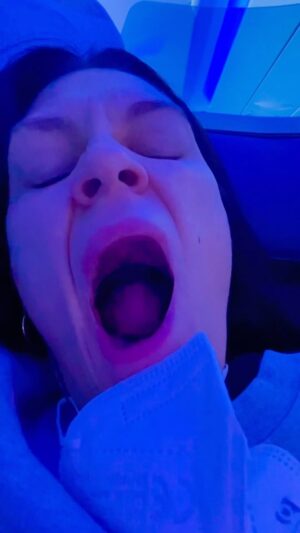 Jessie J Instagram - I was warned about that first trimester and it was WOOFY WOOF 
😂😭🤣

🤰🏻🥱🫣🤤🤢🤮😵‍💫🙄😂😭😏🤮😳