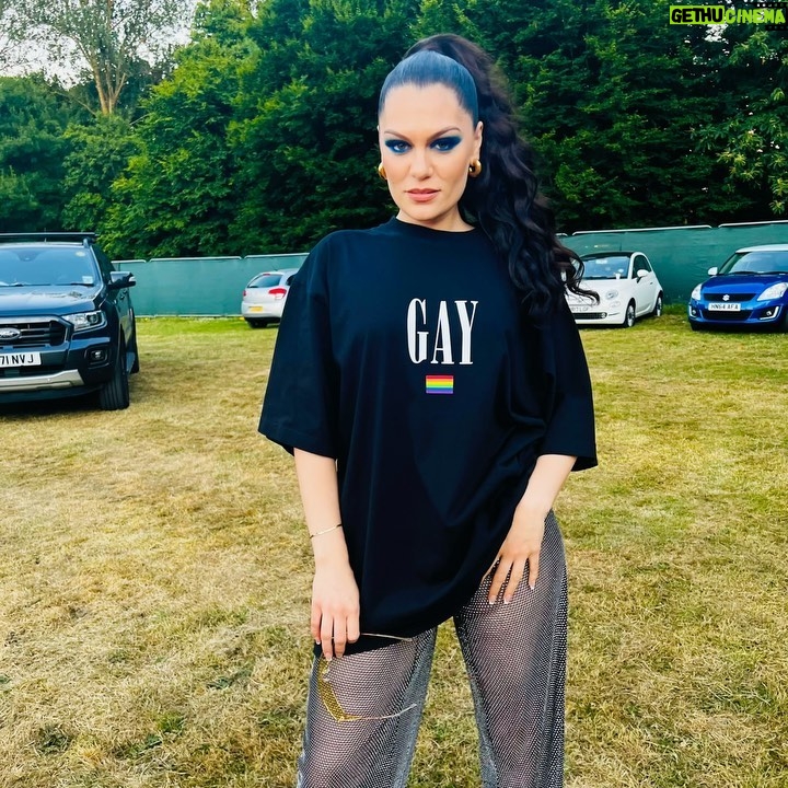 Jessie J Instagram - My tolerance level for… “Hope you’re good” texts Meh