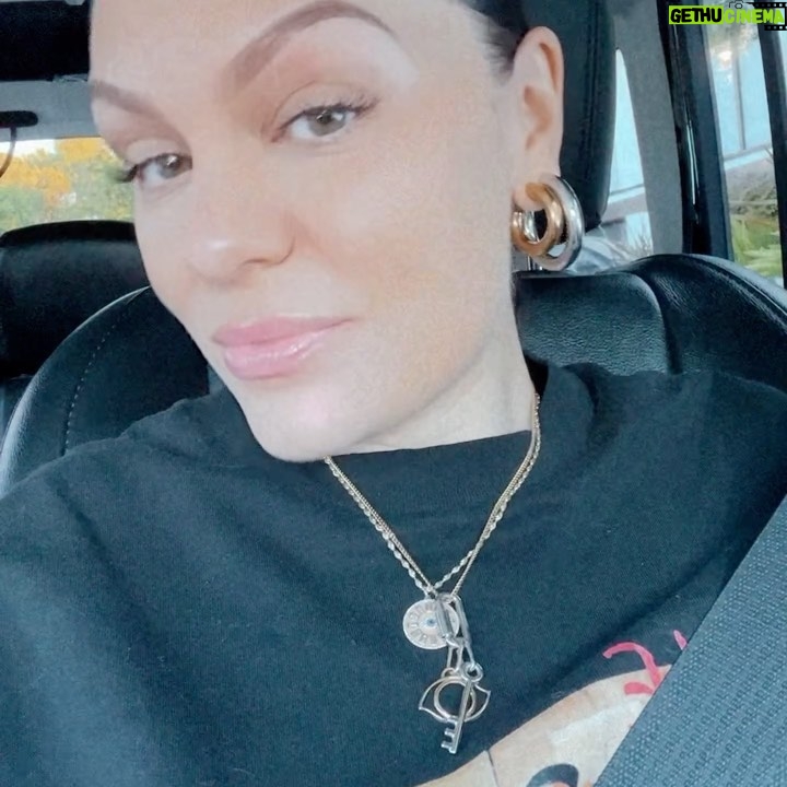 Jessie J Instagram - Some recent moods