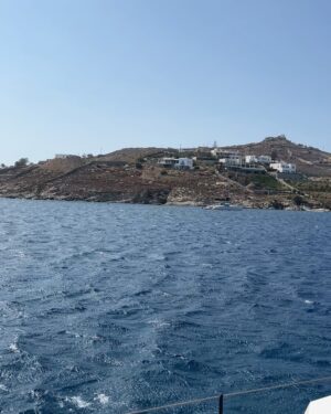 Jessie T. Usher Instagram - GREECE. You really did it for me 🥹🙌🏾 I loved every second . it took me finally tapping in with @topshelfgetaways to take a trip that wasn’t work related 😅 but mannnn I’m glad I did . Great food. Better people. Immaculate vibes. 10/10 @serdariusblain 🙌🏾🇬🇷