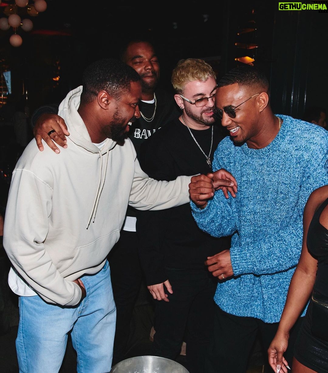 Jessie T. Usher Instagram - “6 upside down, it’s a 9 now… like manny, like stunna, man… shit is big time now” #HBDtoMe && shoutout the squad for the 🛝 Toronto, Ontario