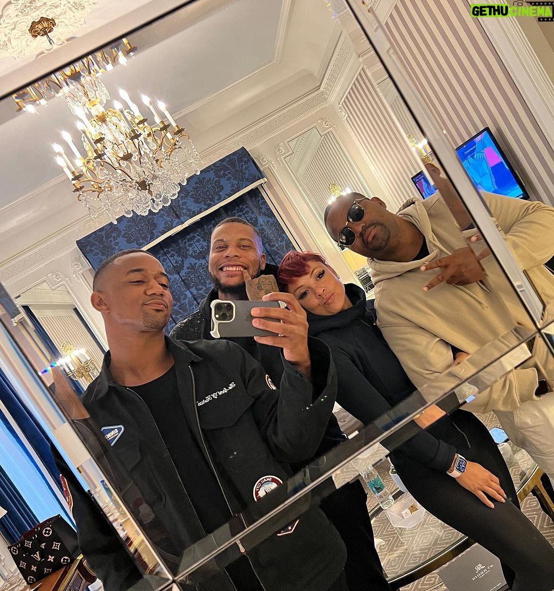 Jessie T. Usher Instagram - best part about this trip to NYC was watching my bro @smittboy struggle to get a taxi (last slide) 😂😂😂 #GottaLearnTheWhistle New York, New York