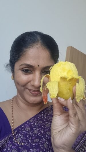 Jhansi Instagram - Suvarnarekha !
A mango grown around Vizianagaram and Vizag . Looks bright inYellow and orange shades. Has hints of sourness, when young its good for pickles. You gotta wait till it's fully ripe to enjoy sweetness.
Don't be fooled by color. 
BTW it's also called Sundari in some parts. 
Eat locally produced food.
Me and my team had a great mango eating session in Vizianagaram. 
featuring @srinu_ntv and @ramana_krn
#Bts
#Mango
#mangoesofindia