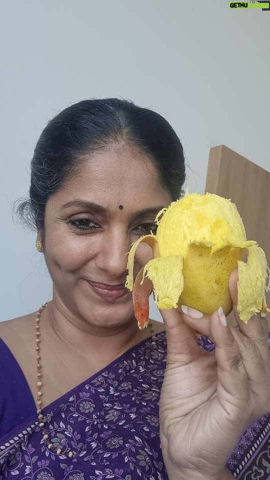 Jhansi - 5.1K Likes - Suvarnarekha !
A mango grown around Vizianagaram and Vizag . Looks bright inYellow and orange shades. Has hints of sourness, when young its good for pickles. You gotta wait till it's fully ripe to enjoy sweetness.
Don't be fooled by color.
BTW it's also called Sundari in some parts.
Eat locally produced food.
Me and my team had a great mango eating session in Vizianagaram.
featuring @srinu_ntv and @ramana_krn
#Bts
#Mango
#mangoesofindia