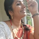 Jhansi Instagram - WRAPPED IN LOVE, ADORNED WITH PASSION. My soul sister's love is as pure as this khadi saree she sent, I am wrapped in love. @ramalakshmimedapati The passion I am adorning is an amalgamation of 2 crafts, ceramic casting and metal forging. Sharing a passionate craft from Manreeth's Hand casted metal and thread jewelry from scrap metals . Happy Sunday 😊 #handloom #handmadejewelry