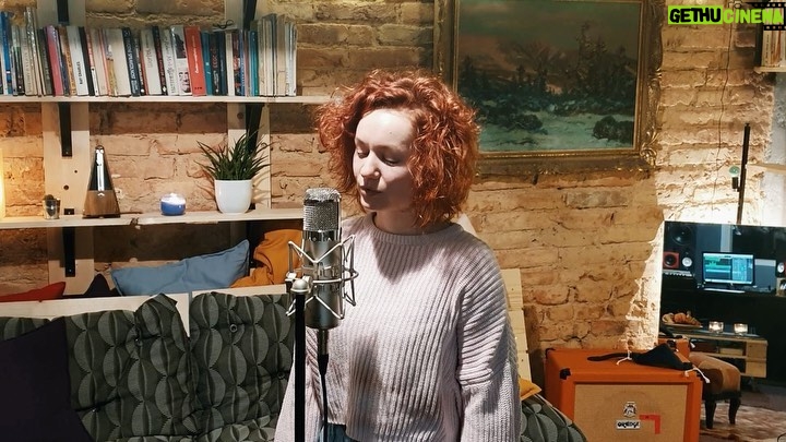 Jiřina Daňhelová - 610 Likes - ,,Možná je čas na jemnost,” když je to všude kolem vyhrocený.
#cover#filipova#zamilovaná #Je l´aime a mourir #časnaněhu
Celý cover najdete na mém YouTube kanále 🤍 Popisek v BIO