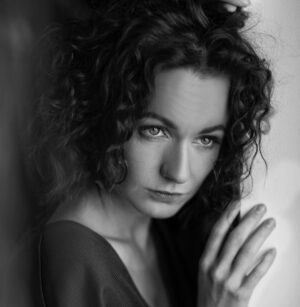 Jiřina Daňhelová Instagram - •Tohle je zlomek fotek ktery vytvořila Lenka.
 •Lenka má zvláštní schopnost. 
• Během pár chvil jsem Lence vyzvonila uplně všechno. 
• Jednou ze mě půjde taky takovej klid a příjemno jak z Lenky. 
• Kvuli Lence půjdu jednou na pouť do Compostely, protože už vim, co mam mít za boty. 
• Jednou budu jako Lenka 
• Mam stejně malý lvíčí tlapky jako Lenka. 
•Heč
@hatasovalenka
Make-up  @dadiduuart