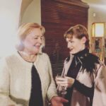 Jiřina Daňhelová Instagram - ,,A viete, prečo ma naozaj Jirka Menzel obsadil do Postrižin? Pretože sa mu páčilo, jak vela som toho zjedla." ,,Keď mi prvýkrát poslal scenár, odpísala som: ,,Ďakujem, čítala som, a vyjedla som chladničku." 3.2 2022 ❤️
