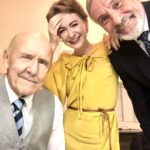 Jiřina Daňhelová Instagram - ,, Žáci mají slabikáře, politici novináře. A já vycházím novinářům vstříc. Posaďte se slečno Brooková” Nepřestaneme obdivovat Váš elán, energii a nasazení s jakým ve svých 83 letech odehrajete dvouhodinové představení. A těch novejch fóru co Vám pokaždý tak dokonale fungujou…. Smekám. Jsem vděčná. Jste legenda.❤️ CO TAKHLE KE ZPOVĚDI 24.10 Valašské Meziríčí 25.10 Bratislava 4.11 Praha divadlo u Hasiču 8.11 Žatec 23.11 Náchod 30.11 Dobruška 11.12 Praha divadlo Gong 21.2 Praha divadlo Gong 4.5 Jilemnice #PETRNÁROŽNÝ @jan.censky 😘❤️