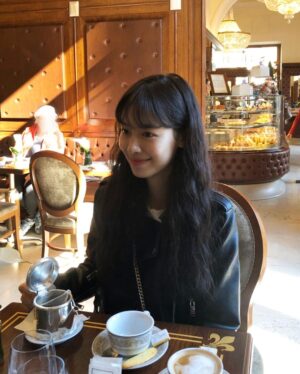 Ji Woo Instagram - 