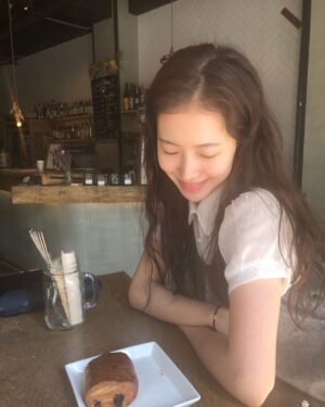 Ji Woo Instagram - 