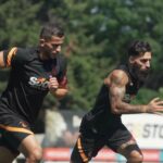 Jimmy Durmaz Instagram - My brother my prayer are with you and your family i know how strong you are 🙏🏻🙏🏻🙏🏻 gett well soon my brother ❤️❤️❤️❤️🙏🏻🙏🏻🙏🏻 @omarelabdellaoui Kardeşim, dualarım seninle. Senin ne kadar güçlü bir insan olduğunu biliyorum! En kısa zamanda iyileşmen dileğiyle ❤️🙏🏻