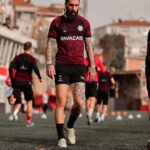 Jimmy Durmaz Instagram - #TB Geri sayım başladı. ⏳ . #karagümrük