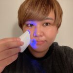 JinJin Instagram - 肌のホームケアはまじでご飯食べるのと同じぐらい欠かさずやってる🥺必需品のスキンライトセラピー🥺💖 Qoo10にアモーレパシフィックの公式ショップがあるよ〜！ このスキンライトセラピー2はメガ割り対象商品なのでチェックしてね🌳☀️ #メイクオン #メガ割 #スキンライトセラピー #Qoo10 #PR