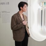 Jirawat Sutivanichsak Instagram - Feeling empowered in FRED’s jewellery, and honored to visit the Maison’s exhibition in Seoul, particularly amazed by the exquisite craftsmanship of Monsieur Fred Inner Light High Jewelry Collection✨🌟💫 It’s such an amazing experience beyond words. Dive into the heritage of @FREDjewelry, and find the happiness in the colourful jewelry as if every creation was a celebration of life. #FREDJewelry #FREDParis #FREDExhibition #FREDHeritage #FREDHighJewelry