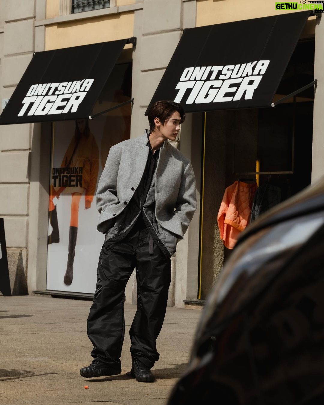 Jirawat Sutivanichsak Instagram - #OnitsukaTiger #MilanFashionWeek
