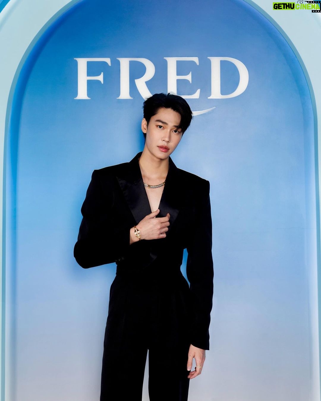 Jirawat Sutivanichsak Instagram - Witnessing Monsieur Fred Inner Light’s brilliance in Thailand was a true honor. 💎💙 Thank you, @fredjewelry! #FREDHighjewelry #FREDJewelry #MonsieurFredInnerLight