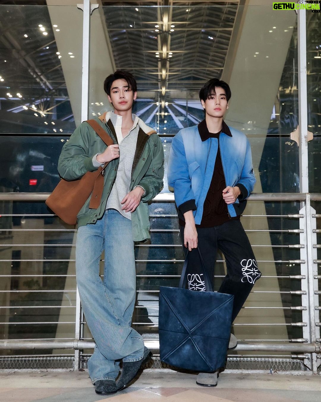 Jirawat Sutivanichsak - 515.1K Likes - Bonjour, Paris! I’m so excited for the upcoming @LOEWE Fall Winter 2024 Men’s Show.
Let’s watch the show together on January 20, 2024, at 6:00 pm (TH Time).
Join me for a fashion-filled experience!
#LOEWE
#LOEWEFW24
#LOEWExDew