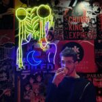 João Guilherme Ávila Instagram – papo reto se algum dia eu sumir, me procure num restaurante asiático. 🌙 Madrid