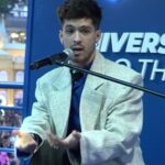 João Guilherme Ávila Instagram - Falar sobre o que eu gosto me enche o coração e dar essa aula sobre moda lá no The Town foi animal!! Obrigado especial para a maior faculdade do Brasil, a @estacio_brasil, e a galera que colou no estande! Nos vemos em breve #IssoéEstácionoTheTown #SquadEstácio @estacio_brasil