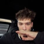 João Guilherme Ávila Instagram - eu pareço um adolescente de novo 👦🏻