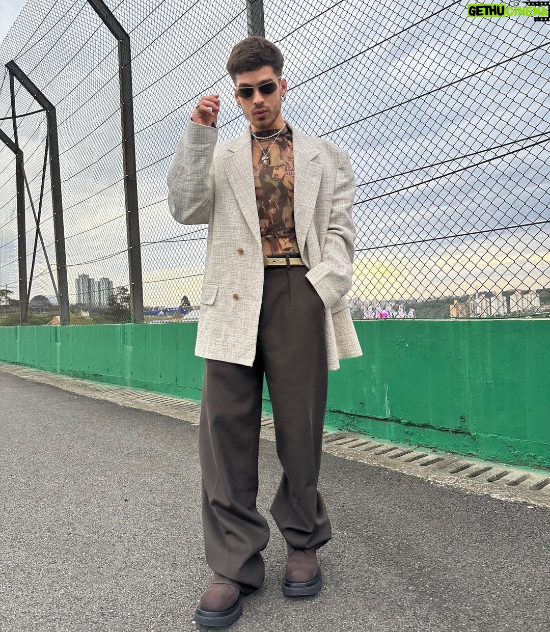 Jo茫o Guilherme 脕vila Instagram - uhhh why so fancy? 馃 Aut贸dromo de Interlagos