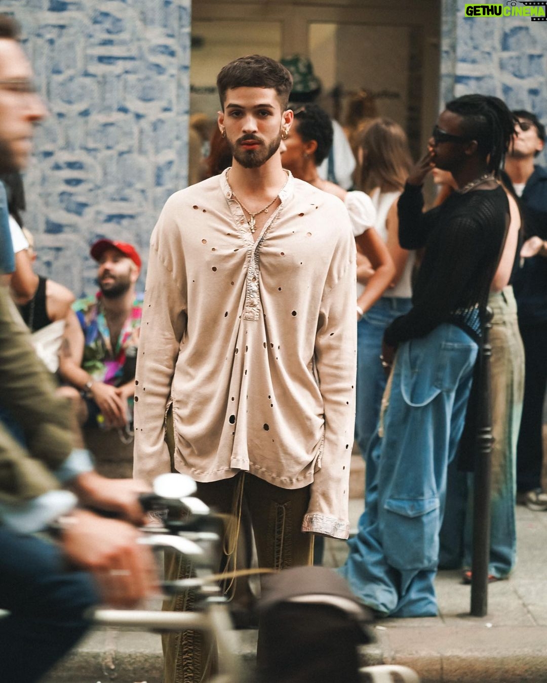 João Guilherme Ávila Instagram - Fashion é tipo comida, não da pra comer o mesmo bagulho todo dia… 🗣️ Acne Studios