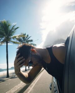 João Guilherme Ávila Instagram - Igual que un perro 🐶 Rio de Janeiro, Rio de Janeiro
