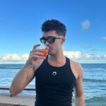 João Guilherme Ávila Instagram – 2 0 2 3 🪩 Praia de Serrambi/PE