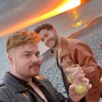 João Pedro Bernardes Instagram - Por mais ponchas e sunsets 🍹✨ . . . #madeira #ilhadamadeira #visitportugal #visitmadeira #travel #lifestyle #foodie #couple #lgbtq #portugal #caracoroablog Madeira, Portugal