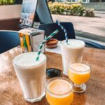 João Pedro Bernardes Instagram - Quem gostava de ver um vlog destes dias pela ilha? ✈️🏝️☀️ . . . #madeira #ilhadamadeira #visitportugal #visitmadeira #travel #lifestyle #foodie #couple #lgbtq #portugal #caracoroa #travelcouple #caracoroablog Funchal, Madeira, Portugal