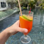 João Pedro Bernardes Instagram - Resumo do primeiro dia destes dois perdidos pela ilha ✈️🏝️ . . . #madeira #ilhadamadeira #visitportugal #visitmadeira #travel #lifestyle #foodie #couple #lgbtq #portugal #caracoroablog Funchal, Madeira, Portugal