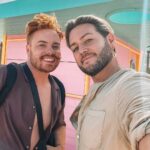 João Pedro Bernardes Instagram - 8 dias de 🤍🍸🌊🌞🍦 ps. a foto 9 está… 🥹👶🏼 . . . #caracoroablog #beach #lifestyle #outfit #youtuber #vlogger #explore #igersportugal #portugal #spain #visitspain #alicante #couple #lgbt Alicante, España