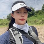 Jo Yoo-jin Instagram - 이번 주 낚도녀 3번째 만남 🎣 쌓여가는 낚시 사진들 좀 풀어봐야지 🩵 3시간동안 포인트 이동하고 밤 낚시할 예정💪🏻 #낚도녀 #DAIWA #다이와 @daiwa_korea Seoul, Korea