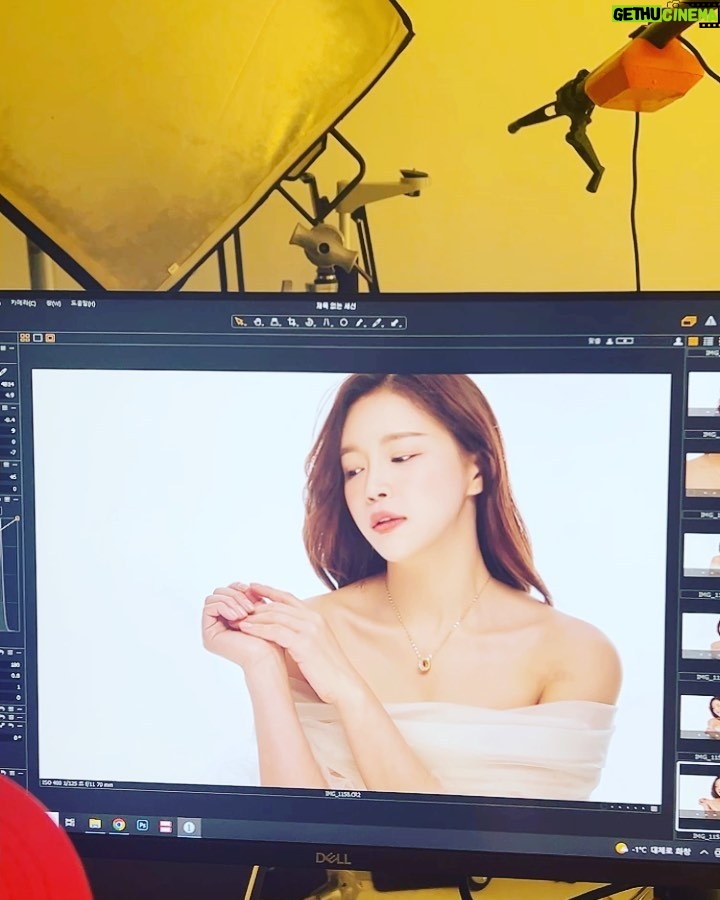 Jo Yoo-jin Instagram - 언제나 애정하는 JMdiamond 촬영 ✨ 이 날은 촬영전에 고속도로에서 차사고나고 어떻게 하루를 치뤘는지 😂 #한달만에업데이트 #내일도해보자 #굿밤