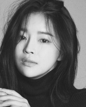 Jo Yoo-jin Instagram - 🍂🍂