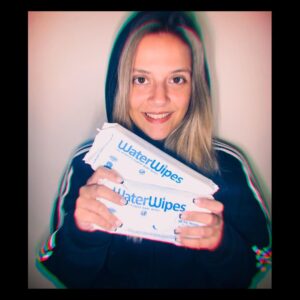 Joana França Instagram - *** ALERTA GIVEAWAY ***
Vamos sortear um pack Waterwipes: 4x60 uds + bolsa + muda-fraldas a 3 vencedores(as)!!! 
As nossas toalhitas favoritas não podem só ser guardadas para nós e por isso queremos que vocês percebam, por experiência própria, o que estamos a falar! 
Eu e a Waterwipes vamos dar 1 semana para que vocês participem e tentem a vossa sorte com as toalhitas mais puras do mundo! 
Como? Da seguinte forma: 
1 - tagga duas/dois amigas(os) nos comments deste post;
2 - Follow @joanafranca_oficial ;
3 - Follow @waterwipesportugal ;
4 - Podes participar as vezes que quiseres! 
5 - Podes ainda partilhar este post nos teus stories taggando @joanafranca_oficial  e @waterwipesportugal 

🎯Cada vencedor(a) recebe um pack Waterwipes: 4x60 uds + bolsa + muda-fraldas!!!
⚠️ Giveaway válido de 26 de outubro a 1 de novembro às 23:59h!

Good luck and let the games begin! 🍀
.
.
.

#joanafrança #waterwipes #waterwipesportugal #astoalhitasmaispurasdomundo #asmelhorestoalhitasdomundo #baby #bebé #maternidade #cuidadosdobebé #higiene ##toalhitas #giveaway