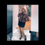 Joana França Instagram - Quase a completar mais um aniversário… ✨ 36, diz o CC… ♈️ Sou só eu que fico ligeiramente melancólica e analiso, talvez em demasia, o que consegui ou não construir no último ano que vivi? Ou desse lado são mais do tipo de ficarem felizes por mais um ano de vida e as novas oportunidades que traz? Agora que escrevo, acho que sou um pouco dos dois 😬🥰🤣 #birthdayiscoming #aprilgirl Portugal