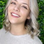 Joana França Instagram - L U A N A B L A N C O ✨ . . . . HairStylist . . . . Pedi à Luana para ficar mais loira! Pedi um loiro mais frio. E ela sempre me surpreende com a sua excelência e profissionalismo! Uma equipa fabulosa e um ambiente TOP! Obrigada obrigada, por tanto, querida Lu! Obrigada obrigada, querida Mi! ❤️ #luanablancohair #luanablanco #hair #hairstyle #hairstylist #loiro #blonde #coloração #joanafrança #grateful #thankful #blessed