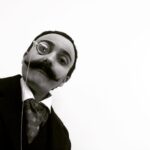 Joana Pais de Brito Instagram - Vai um arrozinho de favas? 🍲🍲🍲 Amanhã, há tertúlia bem regada com José Carlos Ary dos Santos, Natália Correia, Maria Teresa Horta, Oscar Wilde e Eça de Queiroz. 🍷 No Cá Por Casa, de @herman.jose.oficial 🥃 @manuel_marques_oficial @mariarueff @gabrielalrbarros @rtppt
